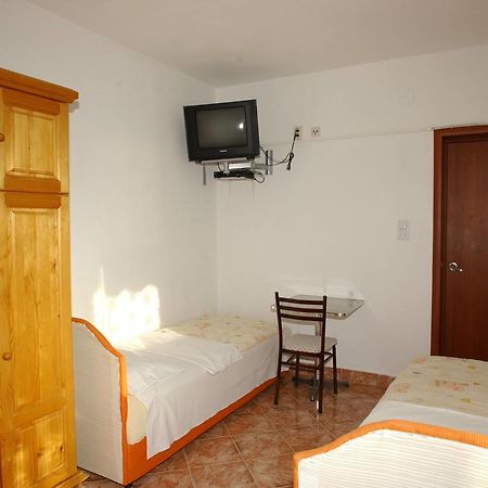 Mm Kovacevic Apartments Petrovac ภายนอก รูปภาพ