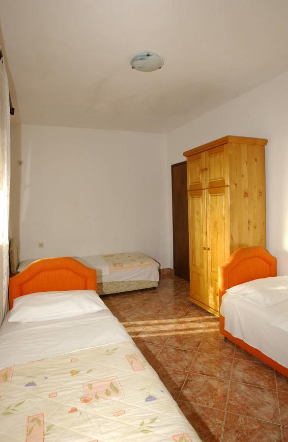 Mm Kovacevic Apartments Petrovac ภายนอก รูปภาพ