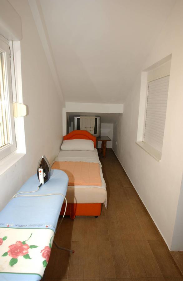 Mm Kovacevic Apartments Petrovac ภายนอก รูปภาพ