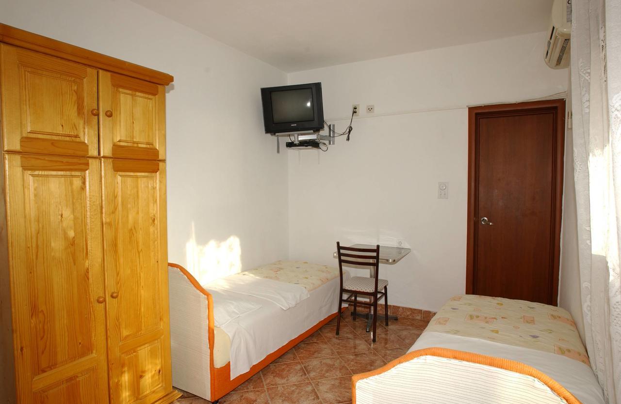 Mm Kovacevic Apartments Petrovac ภายนอก รูปภาพ