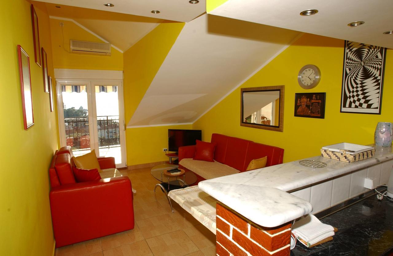 Mm Kovacevic Apartments Petrovac ภายนอก รูปภาพ