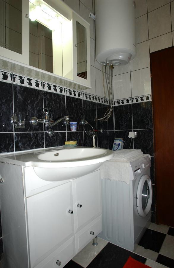 Mm Kovacevic Apartments Petrovac ภายนอก รูปภาพ